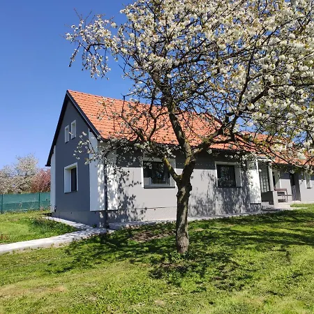 Venkovsky Dum Casa vacanze